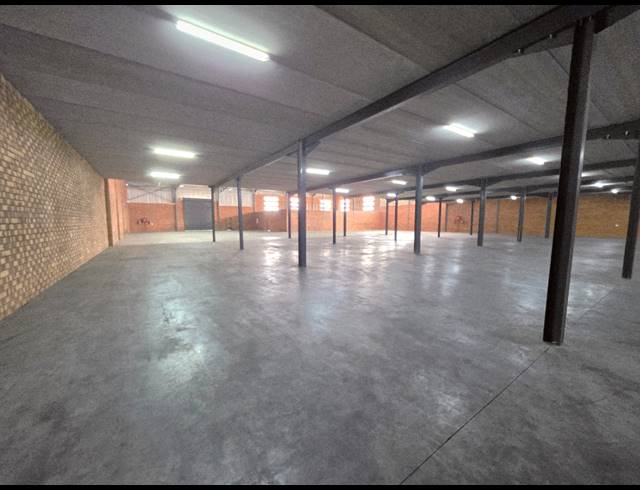2,849M² WAREHOUSE TO LET IN ORMONDE